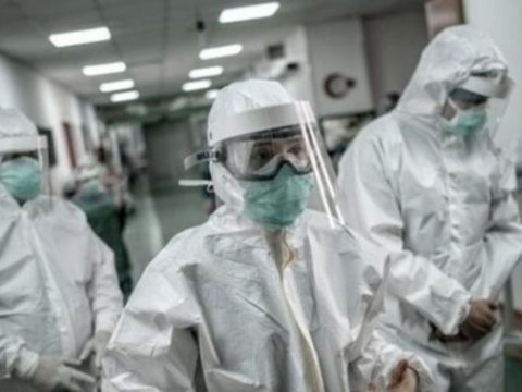 Rusiyada koronavirusdan 1 gündə 815 nəfər öldü