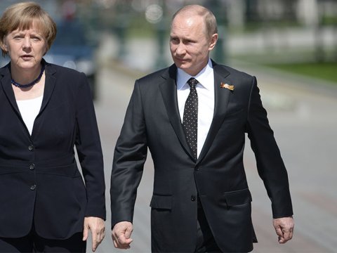 Merkel Putinlə görüşəcək