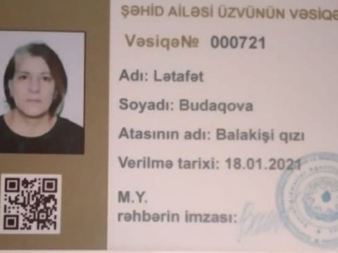 Tanınmış jurnalist evini şəhid anasına bağışladı - FOTO