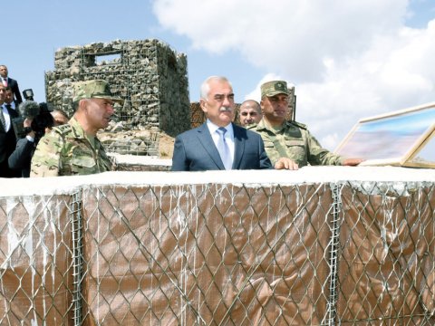 Naxçıvanda müdafiə istehkamları möhkəmləndirildi - FOTOLAR