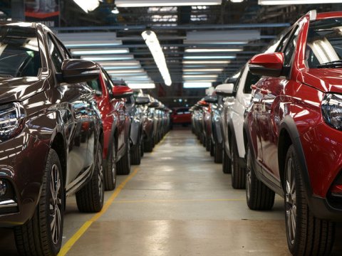 Azərbaycanda Rusiya istehsalı maşınlara maraq kəskin ARTIB