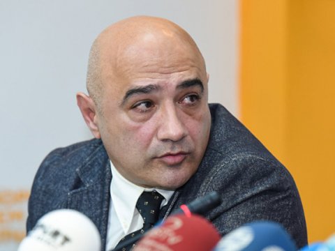 Ermənistan müharibə hazırlığında, Paşinyan isə sülhdən dəm vurur - ŞƏRH