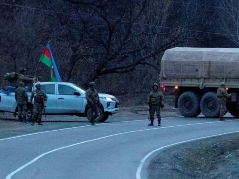 Bakıdan Yerevana TƏLƏB: Laçın-Sisian-Naxçıvan yolu açılsın!