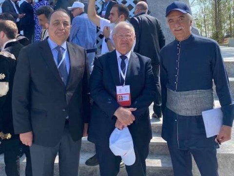 Bir şəklin tarixçəsi: Üç nazir - üç səfir Şuşada...