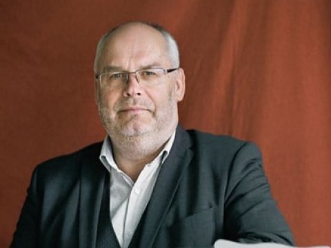 Muzey direktorunu prezident seçdilər