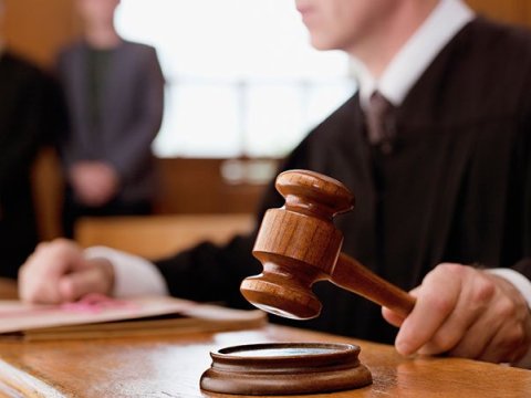 Ərini öldürən qadının işi məhkəməyə göndərildi