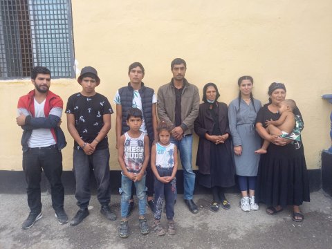 Sərhədi keçmək istəyən qaraçılar SAXLANILDI