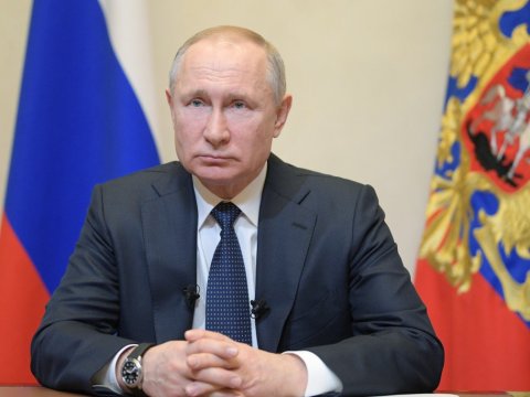 “Dünən bütün günü koronaviruslu xəstə ilə ünsiyyətdə olmuşam” - Putin 