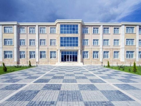 Naxçıvanda müəllimlərin vəzifə maaşı 2 dəfə artırıldı