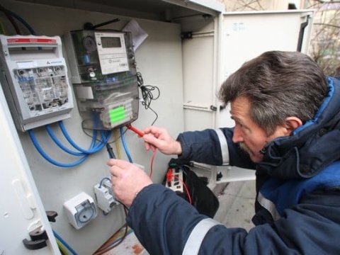Elektrik sayğaclarının pulla quraşdırılması halları araşdırılır