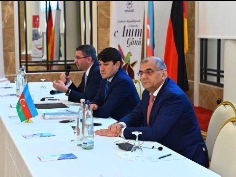 Berlində Almaniya azərbaycanlıları ilə görüş olub