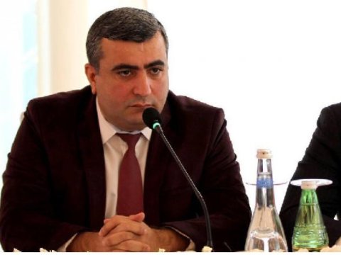 COVID-19-a yoluxan Elnur Əşrəfoğlu ECMO-ya qoşuldu