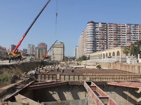 Bakıda yeni metro stansiyasının inşasına başlanıldı - FOTOLAR