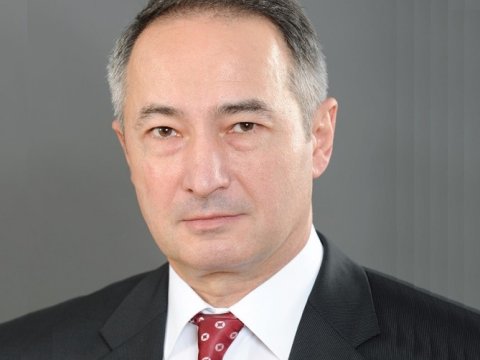 Unudulan deputatlar: sərxoş sürücünün badına gedən Hikmət həkim&hellip; 