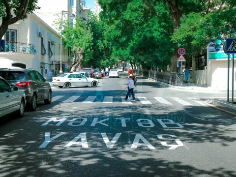 Polis təhsil müəssisələrinin yerləşdiyi əraziləri nəzarətə götürdü