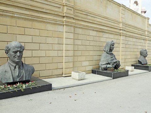 Nazirlik abidələrin ucaldılması qaydasını açıqladı