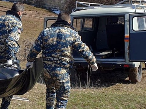 Azərbaycan hərbçi qalıqlarını Ermənistana TƏHVİL VERDİ