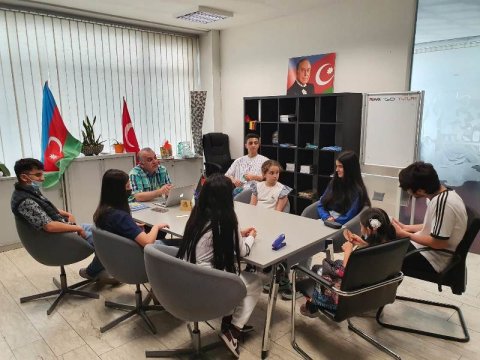 Şəhidlərimiz Kölndəki Azərbaycan Evində də anıldı