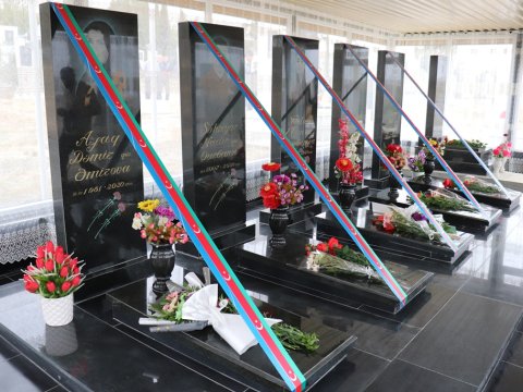 Bir mərmi-bitən beş ömür - FOTO