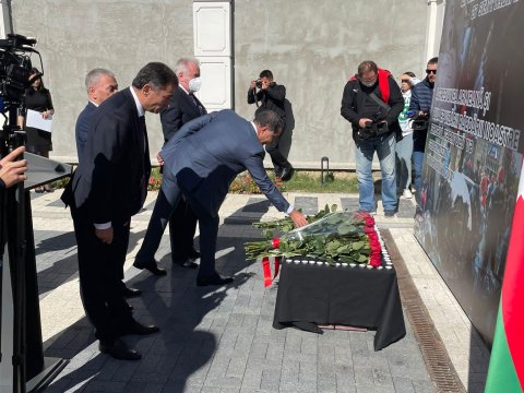Moldovadakı soydaşlarımız şəhidlərimizi andı