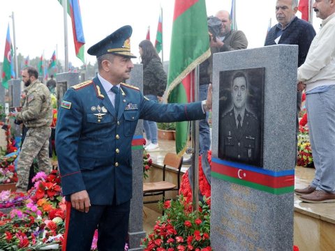 Generallar İkinci Şəhidlər xiyabanını ziyarət etdilər - FOTOLAR