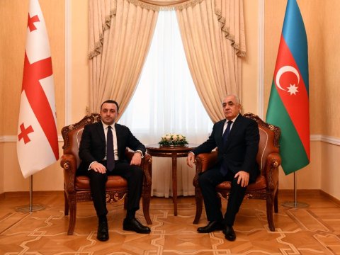 Əli Əsədov Gürcüstanla iclasda Zəngəzur dəhlizindən danışdı  