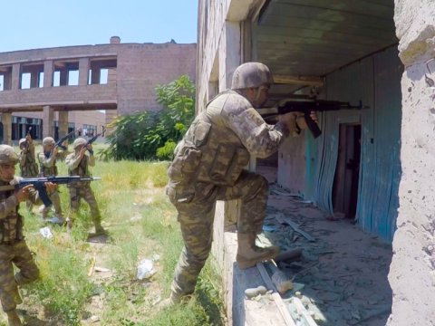 Xüsusi təyinatlılar Naxçıvanda - VİDEO
