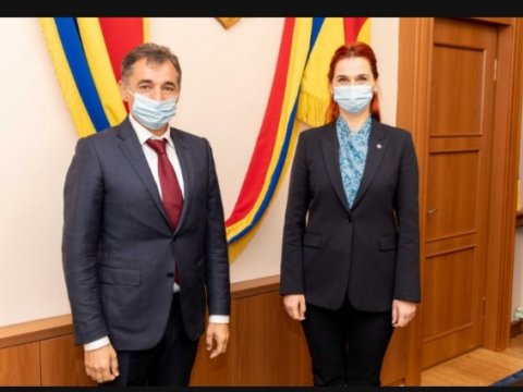 Səfir Moldovanın daxili işlər naziri ilə görüşdü