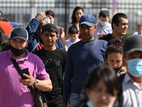Rusiyada qanunsuz miqrantlar sabahdan deportasiya edilə bilər