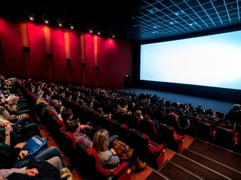 Bu gündən teatr və kinoteatrlar açılır
