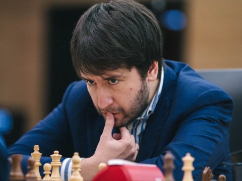 Teymur Rəcəbov amerikalı rəqibini məğlub etdi
