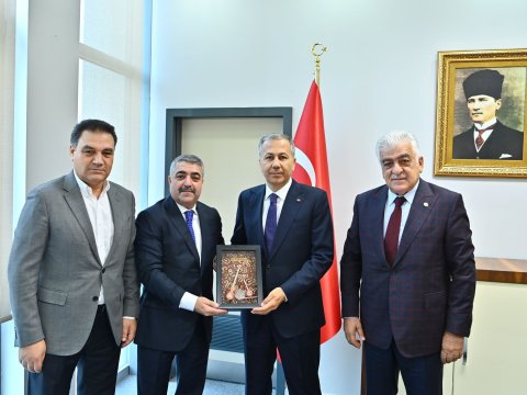 İstanbul valisi ilə soydaşlarımızın problemləri müzakirə edilib