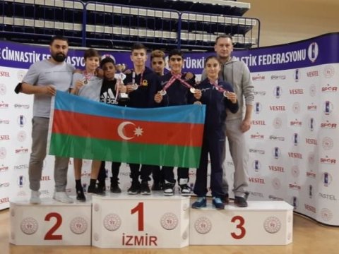 Gimnastlarımız 2 qızıl, 2 gümüş medal qazanıb