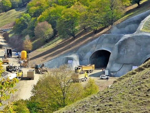 Murovdağ tunelinin inşasından FOTOLAR