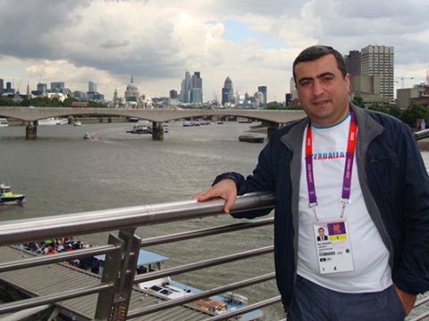 Elnur Əşrəfoğlunun vəziyyəti ağırdı