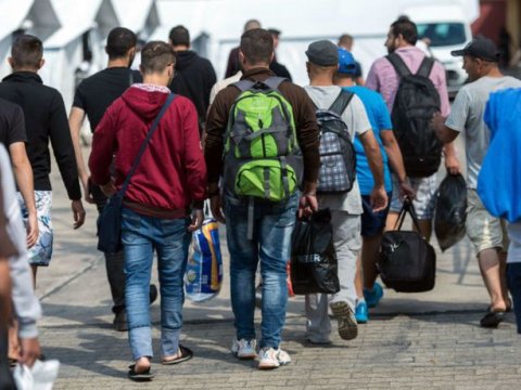 18 min azərbaycanlı işləmək üçün bu ölkəyə gedib