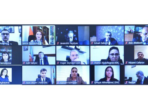 Parlamentdə televiziyalar müzakirə olundu