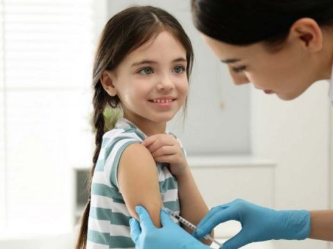 Uşaqlara “Pfizer” vaksini vurulmasının səbəbi AÇIQLANDI