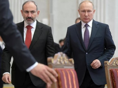 Paşinyan Putinin qəbuluna niyə gedir…  