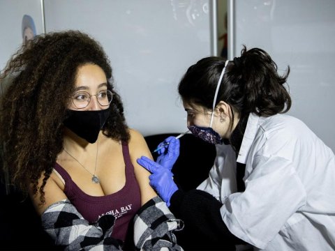 Hər iki doza peyvənd vurduranların sayı 4 milyonu ÖTDÜ