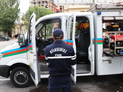 Nazirlik 11 nəfəri xilas etdi