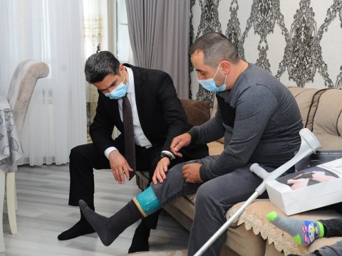 Qazimiz protezlə təmin olunub