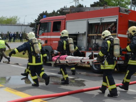 Nazirlik 7 nəfəri ölümdən qurtardı