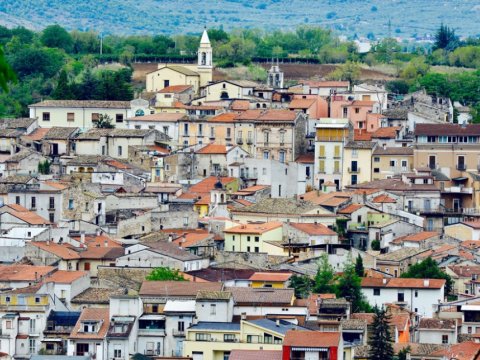 İtaliyada bir avroya ev