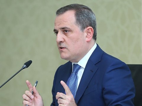 Ceyhun Bayramov Serbiyaya getdi