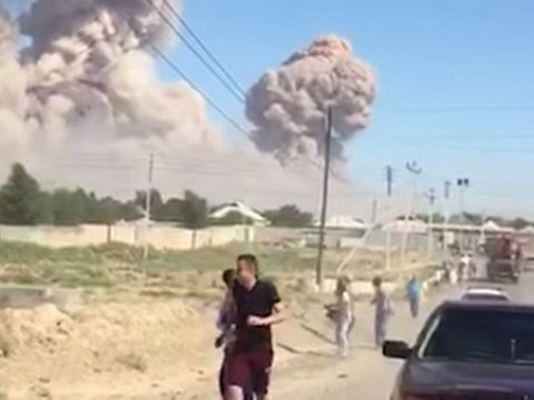 Qazaxıstanda daha bir sursat anbarında partlayış