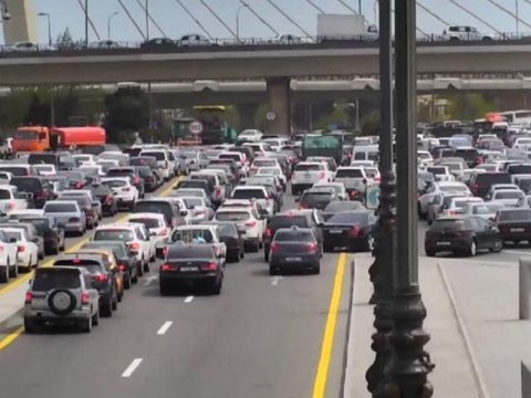 Deputat tıxaclara görə dövlət qurumlarını TƏNQİD ETDİ