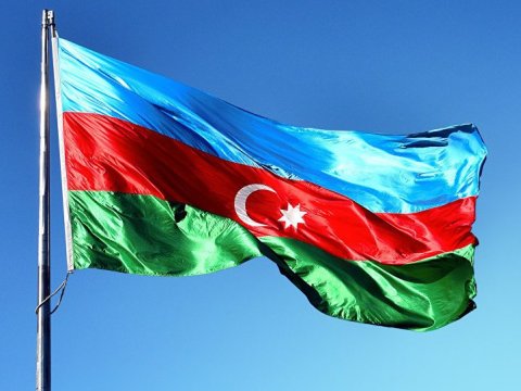 Deputat 18 Oktyabrın qeyri-iş günü olmasını İSTƏDİ
