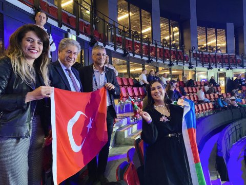 Diaspor fəallarımızdan güləşçilərimizə DƏSTƏK