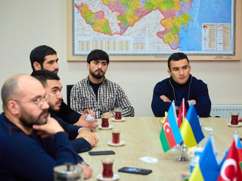 Odessada güləşçilə görüş - FOTO